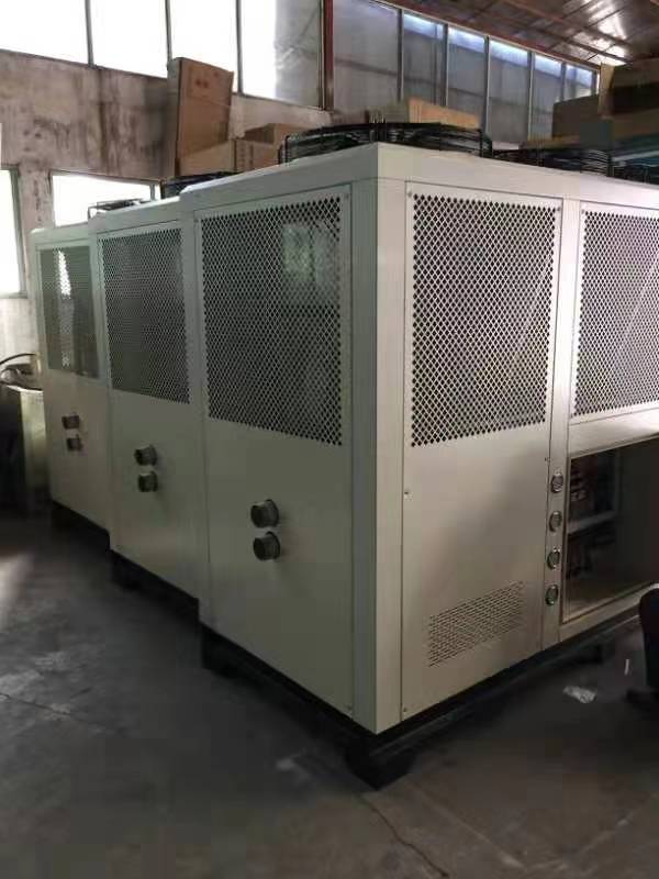 冰水機
